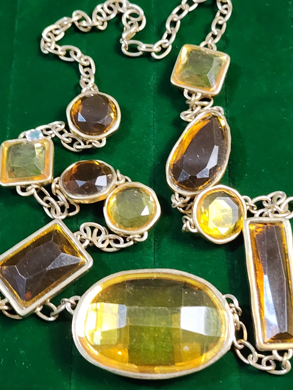 80s Lucite Statement Necklace Amber Yellow Faceted Stone Gold Tone Station Chain